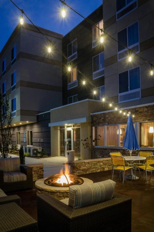 Fairfield Inn & Suites by Marriott Fayetteville North image 24